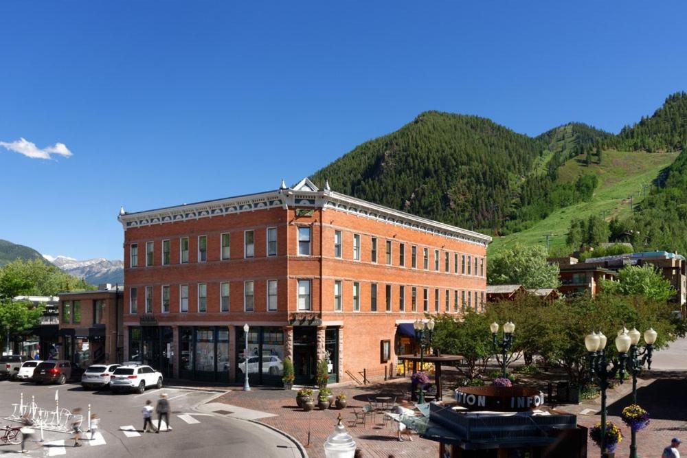 Independence Square 300, Nice Hotel Room With Great Views, Location & Rooftop Hot Tub! Aspen Exteriör bild